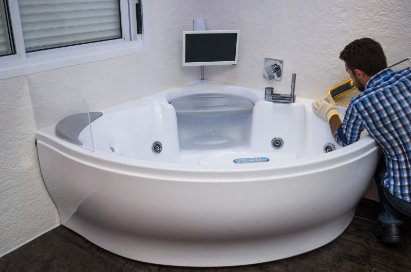 Alcove Tub